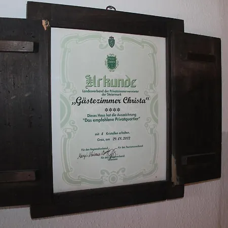 Bed & Breakfast Gaestehaus Christa **** Leibnitz