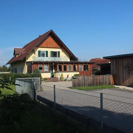 Gaestehaus Christa **** * Leibnitz