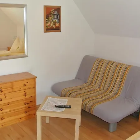 Gaestehaus Christa **** *