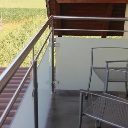 Gaestehaus Christa **** Alojamento de Acomodação e Pequeno-almoço Leibnitz