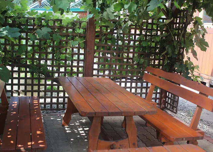 فندق مبيت وإفطار Gaestehaus Christa **** ليبنيتز